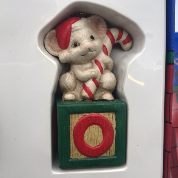 VTG May Stores Animals on Blocks Spelling NOEL Porcelain Ornaments Set/4 #38867 - Picture 3 of 6